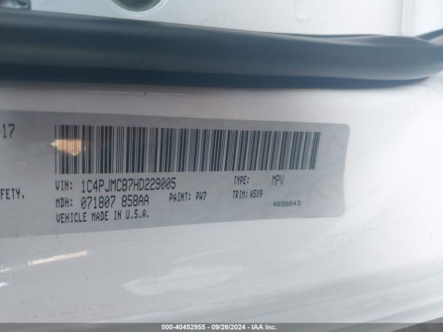 1C4PJMCB7HD229005 Jeep Cherokee Latitude 4x4