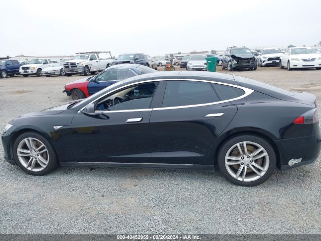 5YJSA1H12EFP31935 Tesla Model S P85