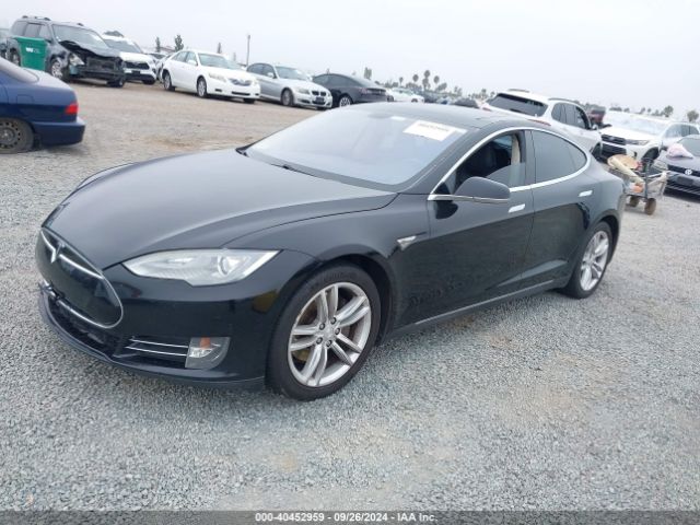 5YJSA1H12EFP31935 Tesla Model S P85