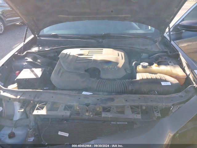 2C3CCAAG9GH260736 Chrysler 300 Limited