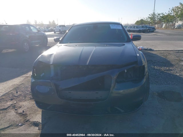 2C3CCAAG9GH260736 Chrysler 300 Limited