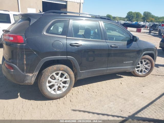 1C4PJMAB9FW599974 Jeep Cherokee Sport