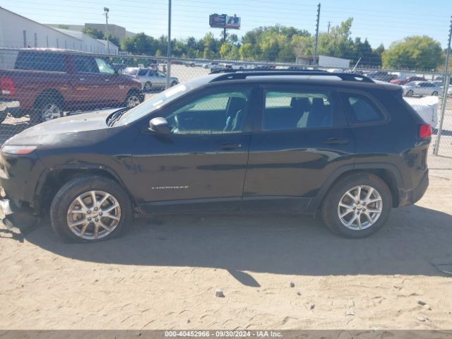 1C4PJMAB9FW599974 Jeep Cherokee Sport