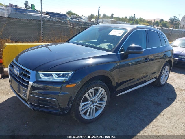 WA1BNAFY3J2136393 Audi Q5 2.0t Premium/2.0t Tech Premium