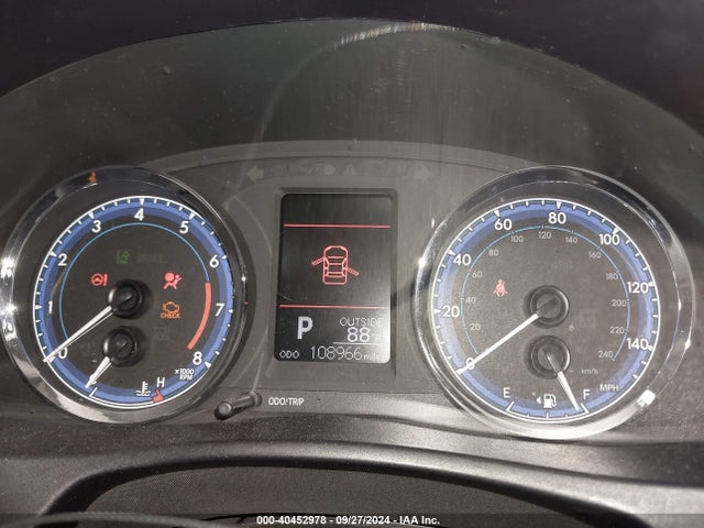 Toyota COROLLA LE 2018 5YFBURHE0JP854754 Image 7