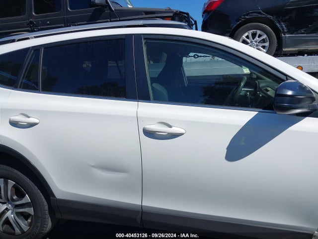 Toyota RAV4 LE 2016 JTMZFREV3GJ073320 Image 13