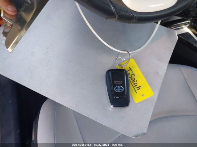 JTDKARFP9H3067513 Toyota Prius Prime Premium
