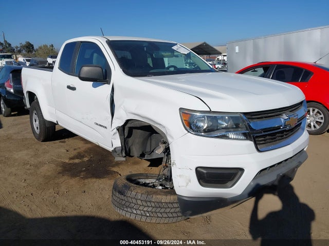 2016 1GCHSBEA1G1146647 main image