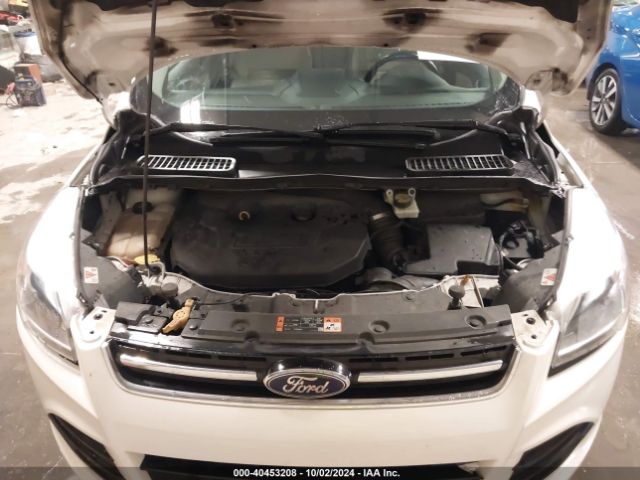 1FMCU9J91FUA00900 Ford Escape Titanium