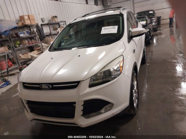 1FMCU9J91FUA00900 Ford Escape Titanium
