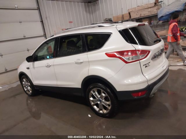1FMCU9J91FUA00900 Ford Escape Titanium