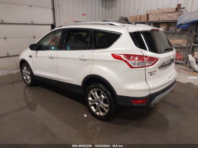 1FMCU9J91FUA00900 Ford Escape Titanium