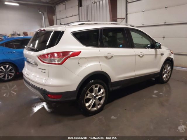 1FMCU9J91FUA00900 Ford Escape Titanium