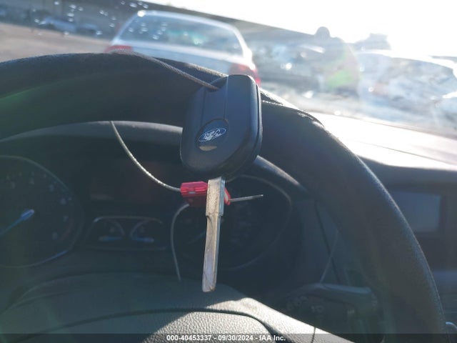 Ford FOCUS SE 2018 1FADP3K27JL261189 Image 11