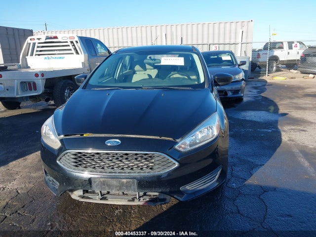 Ford FOCUS SE 2018 1FADP3K27JL261189 Image 12