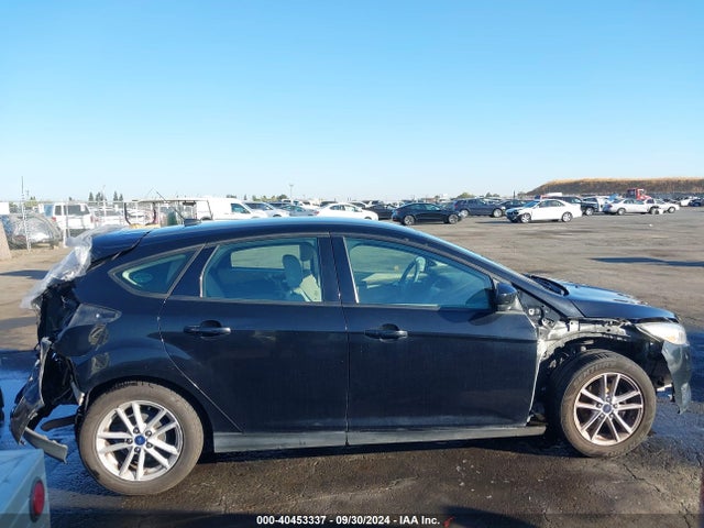 Ford FOCUS SE 2018 1FADP3K27JL261189 Image 13