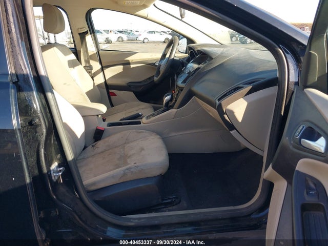Ford FOCUS SE 2018 1FADP3K27JL261189 Image 5