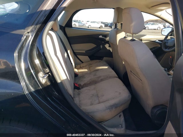 Ford FOCUS SE 2018 1FADP3K27JL261189 Image 8