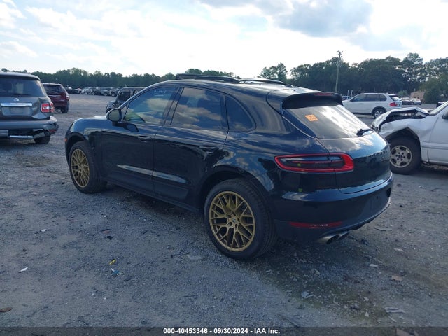 2016 PORSCHE MACAN WP1AB2A51GLB45401 Photo 2