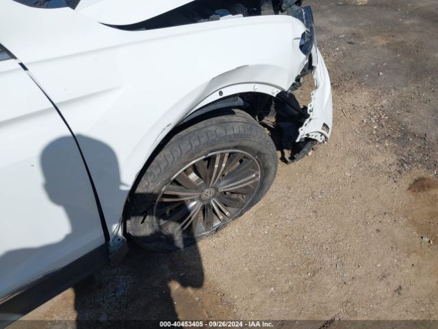 3VV3B7AX1JM178303 Volkswagen Tiguan 2.0t Se/2.0t Sel