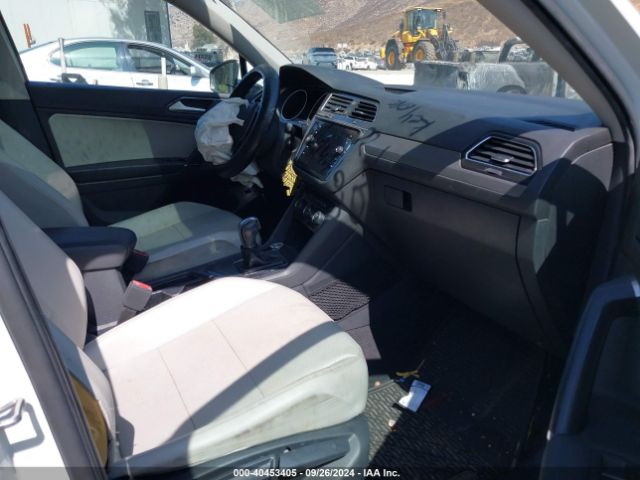3VV3B7AX1JM178303 Volkswagen Tiguan 2.0t Se/2.0t Sel