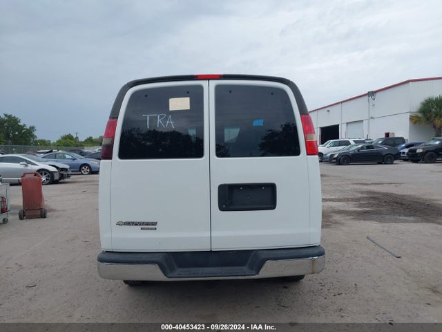 1GAWGFFG4G1168590 Chevrolet Express 2500 Lt