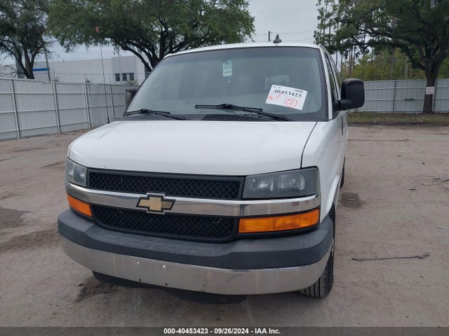 1GAWGFFG4G1168590 Chevrolet Express 2500 Lt