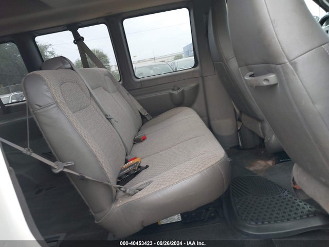 1GAWGFFG4G1168590 Chevrolet Express 2500 Lt