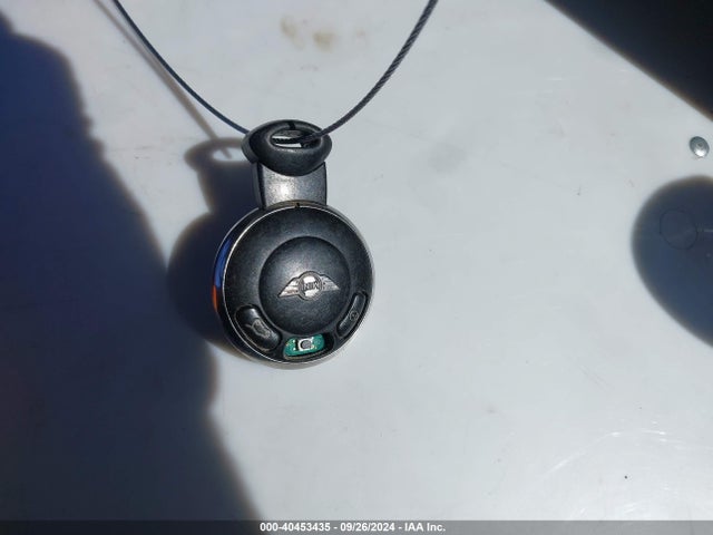 2007 MINI COOPER S WMWMF73517TL92802 Photo 10