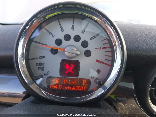 2007 MINI COOPER S WMWMF73517TL92802 Photo 6