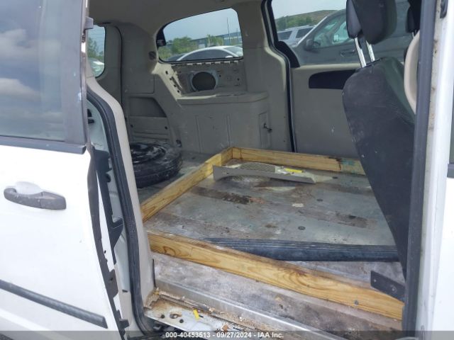 2C4JRGAG1FR679614 RAM Cargo Tradesman
