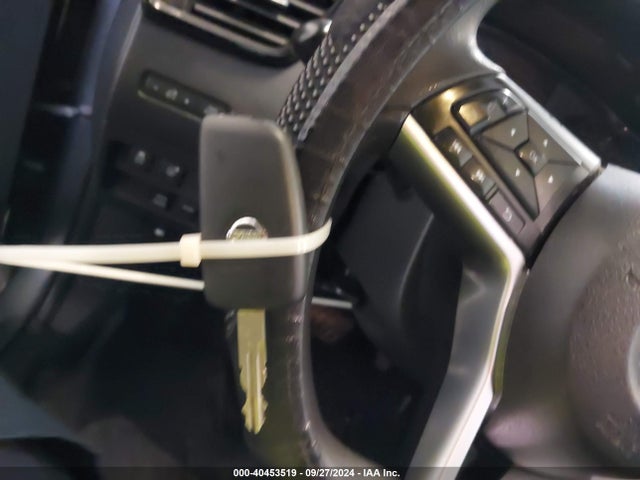 Nissan ROGUE S 2017 KNMAT2MV2HP603807 Image 11