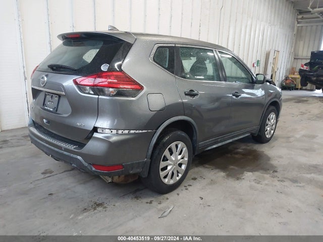 Nissan ROGUE S 2017 KNMAT2MV2HP603807 Image 4