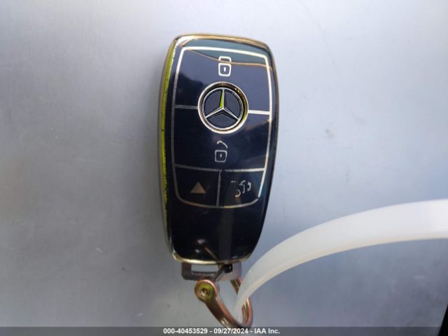 W1N4M4HB1MW107993 Mercedes-Benz Glb 250 4matic
