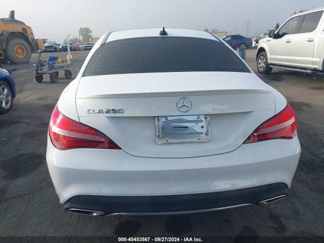 Mercedes-Benz CLA 250 2019 WDDSJ4EB5KN701720 Image 16