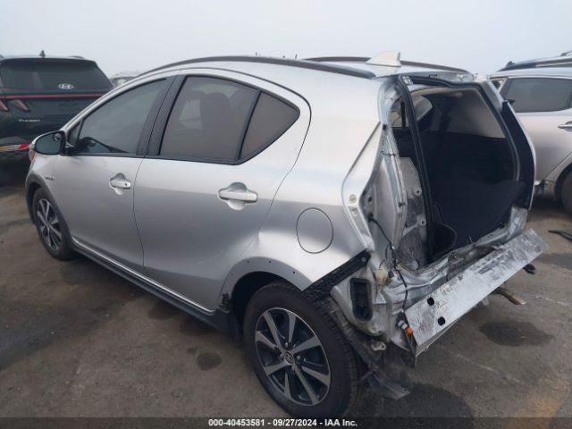 JTDKDTB31J1604836 Toyota Prius C One