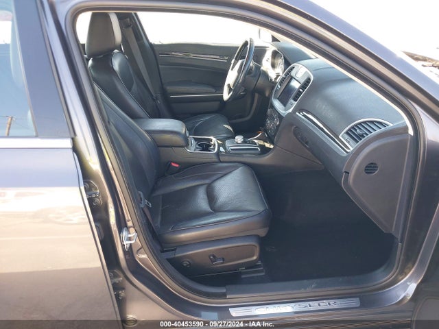 2C3CCAKG1KH612456 Chrysler 300 Limited Awd