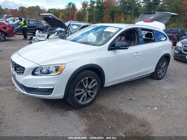 YV4612HK5G1019332 Volvo V60 Cross Country T5