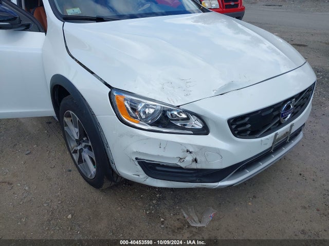 YV4612HK5G1019332 Volvo V60 Cross Country T5