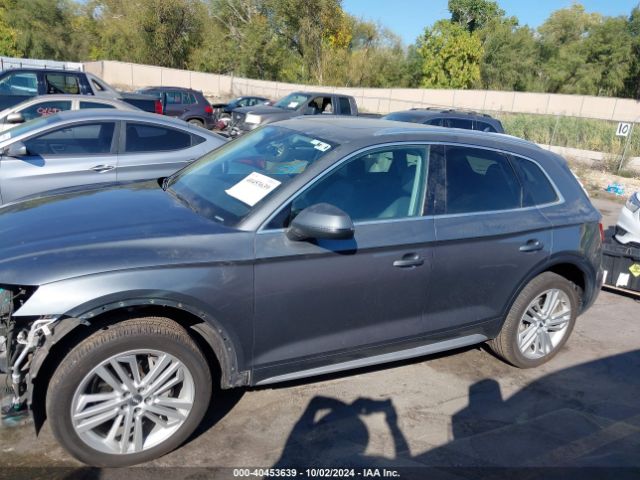WA1BNAFY1J2100704 Audi Q5 2.0t Premium/2.0t Tech Premium