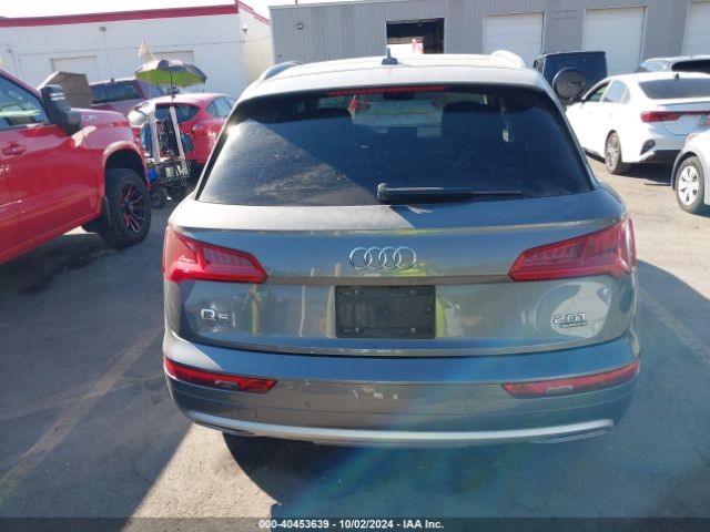 WA1BNAFY1J2100704 Audi Q5 2.0t Premium/2.0t Tech Premium