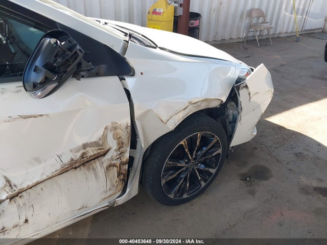 Toyota COROLLA SE 2017 5YFBURHEXHP703687 Image 18