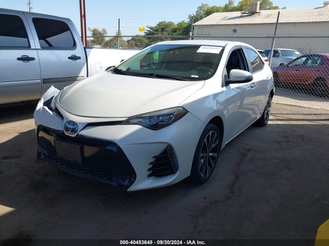 Toyota COROLLA SE 2017 5YFBURHEXHP703687 Image 2