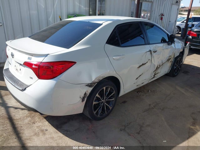 Toyota COROLLA SE 2017 5YFBURHEXHP703687 Image 4