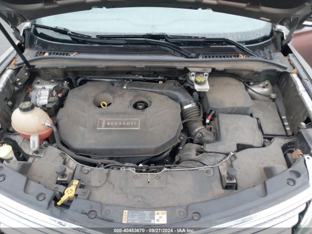5LMCJ3D9XHUL04552 Lincoln Mkc Reserve