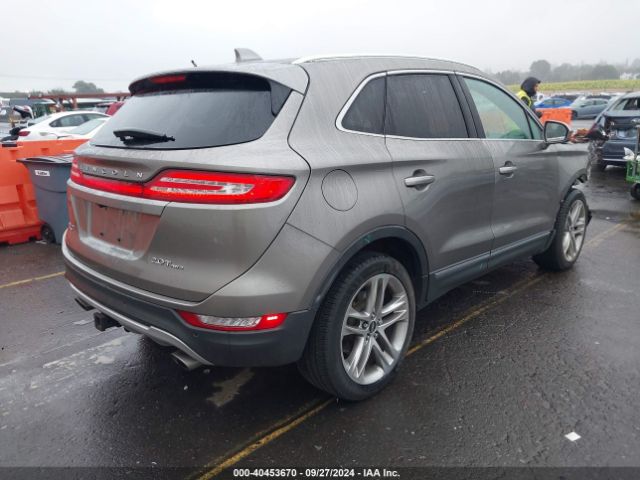 5LMCJ3D9XHUL04552 Lincoln Mkc Reserve