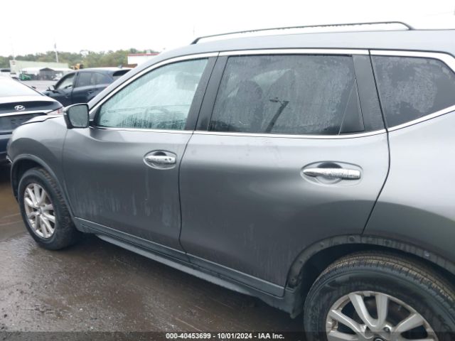 KNMAT2MV9HP517040 Nissan ROGUE SV