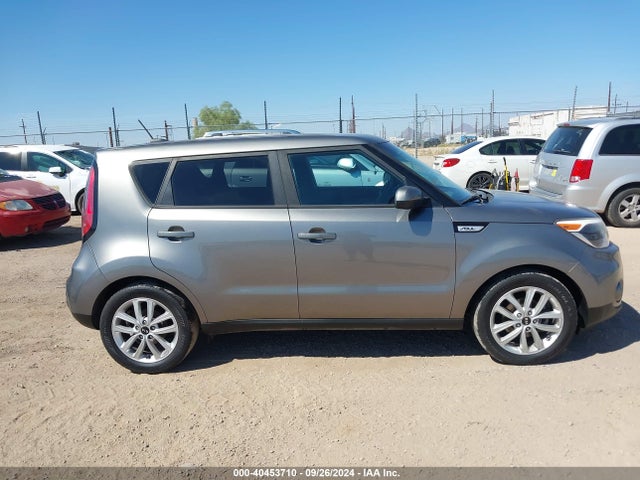 KIA SOUL + 2017 KNDJP3A57H7410602 Image 13