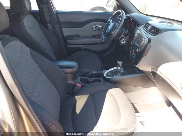 KIA SOUL + 2017 KNDJP3A57H7410602 Image 5