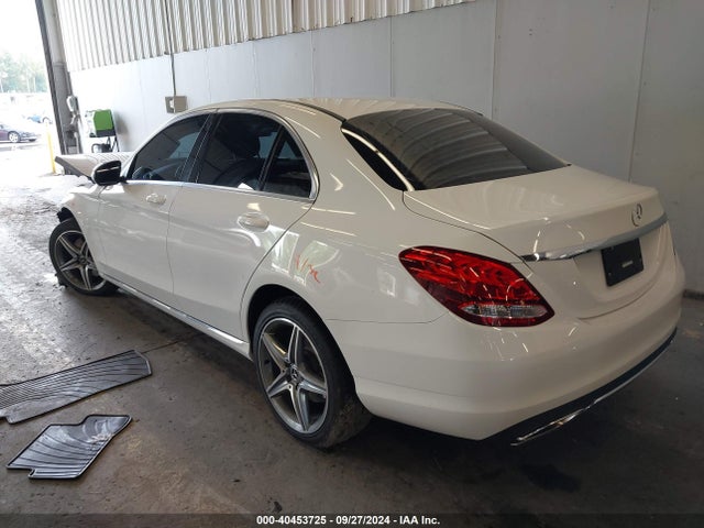 55SWF4KB6FU032622 Mercedes-Benz C 300 4matic/luxury 4matic/sport 4matic